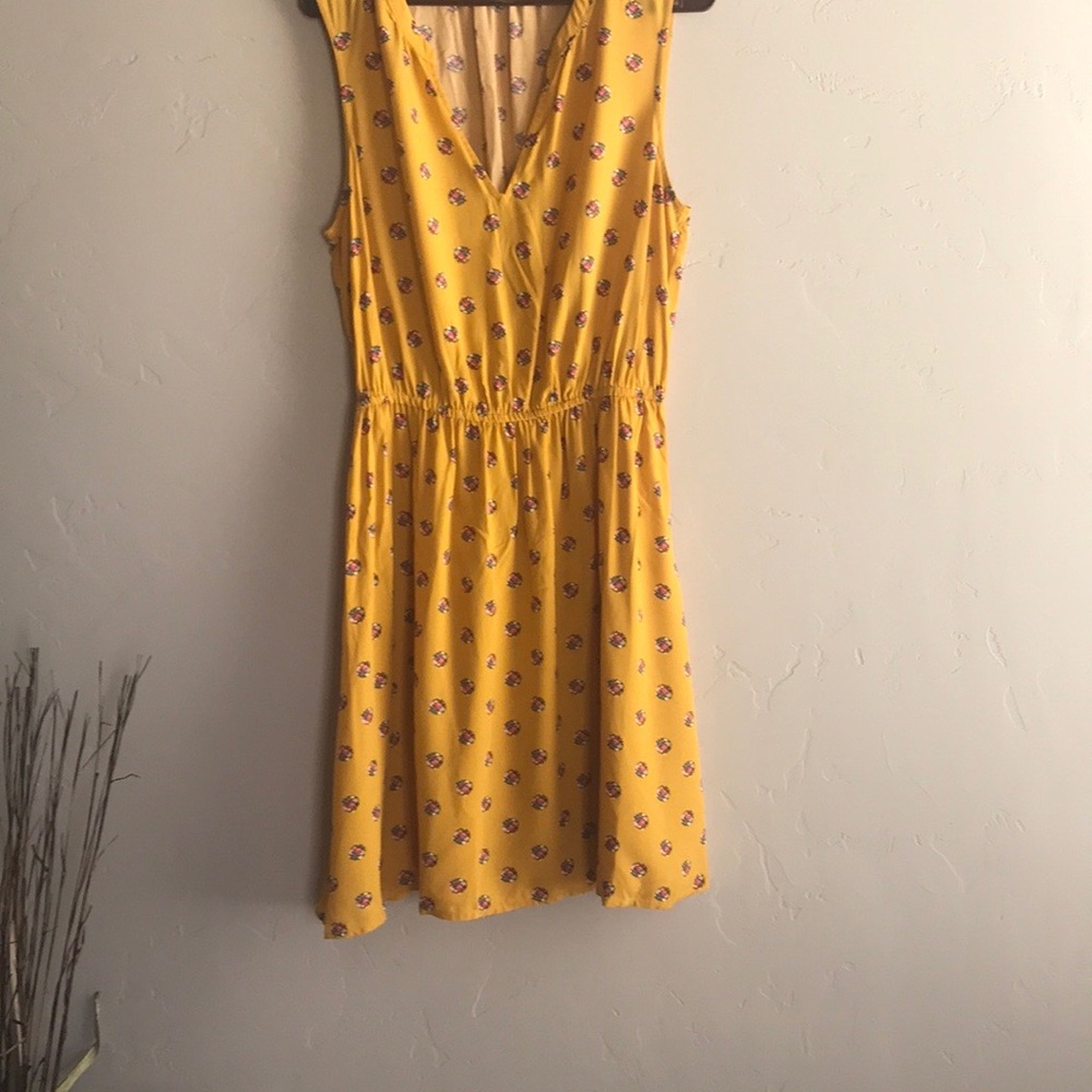 Yellow Floral V-Neck Sleeveless Sundress